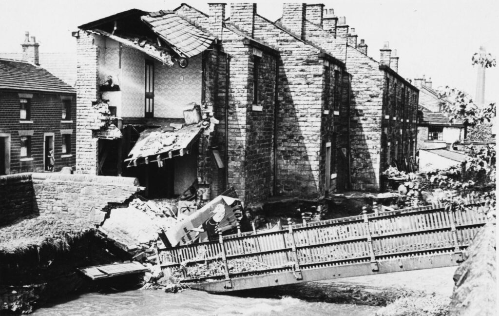 Photograph of damage to Grab Alley Bridge, Glossop in 1944 floods