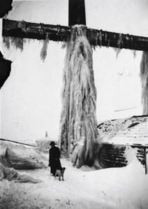 Photograph of Hurst Mill in snow in 1940