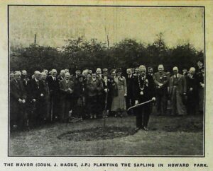 Photograph of the planting of a Royal Oak in Howard Park 1937