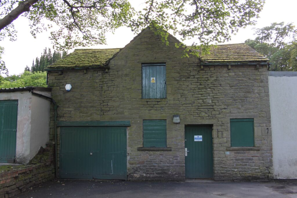 Photograph of building in Manor Park, Glossop
