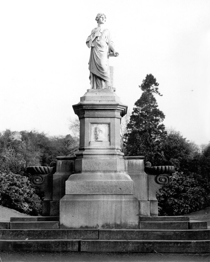 Photograph of the Woods Memorial in Howard Park, Glossop