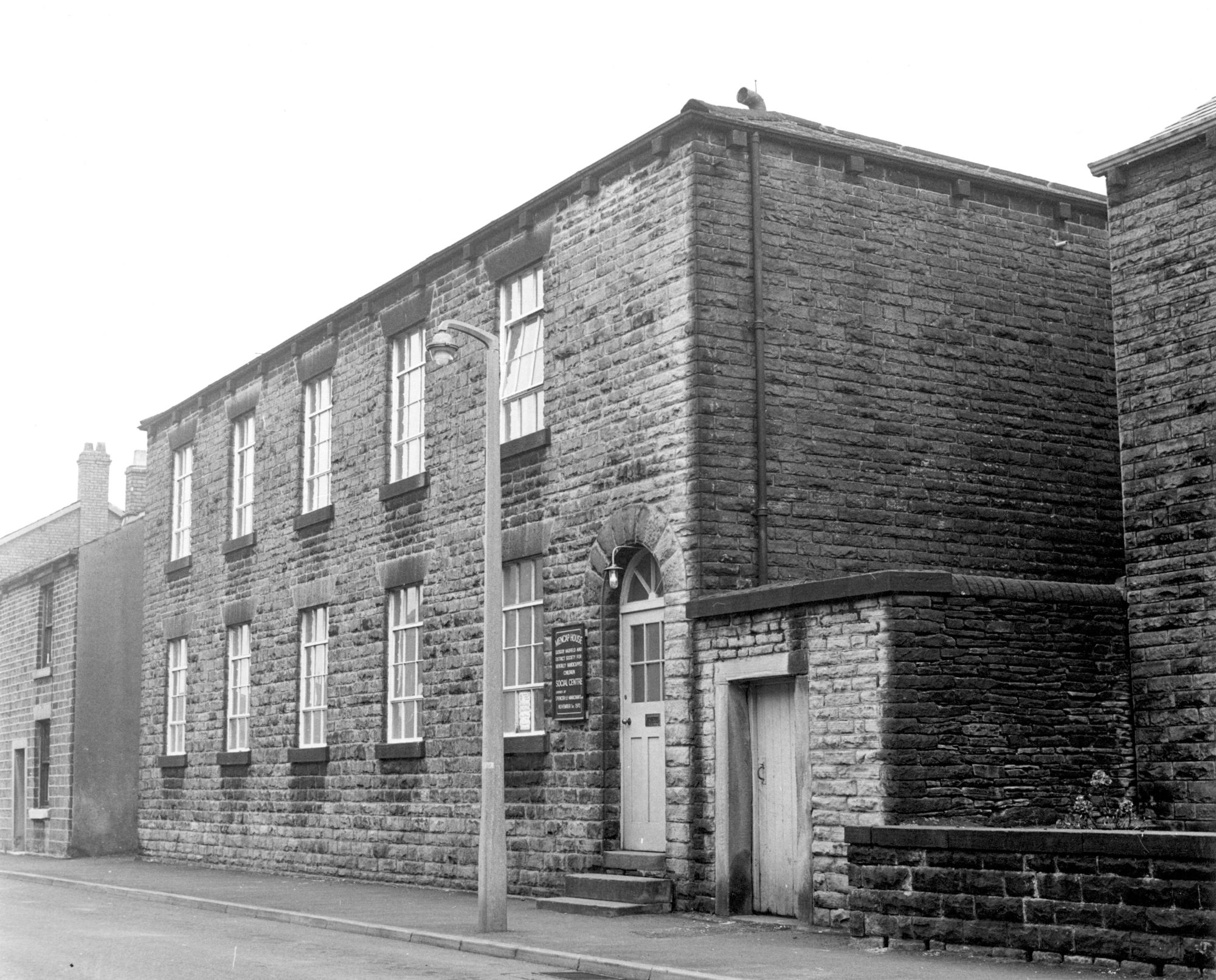 Black and white photograph of the Kershaw Institute, Whitfield