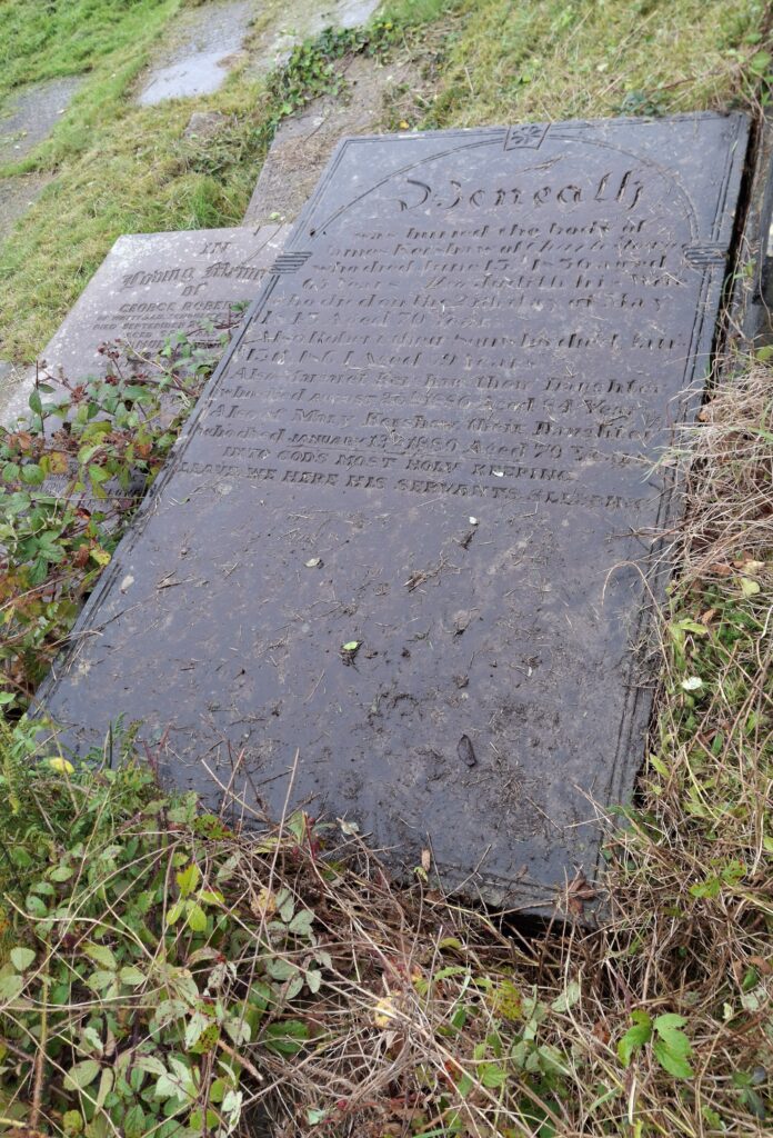 Colour photograph of the grave stone of Robert Kershaw at Tintwistle Independent Chapel graveyard