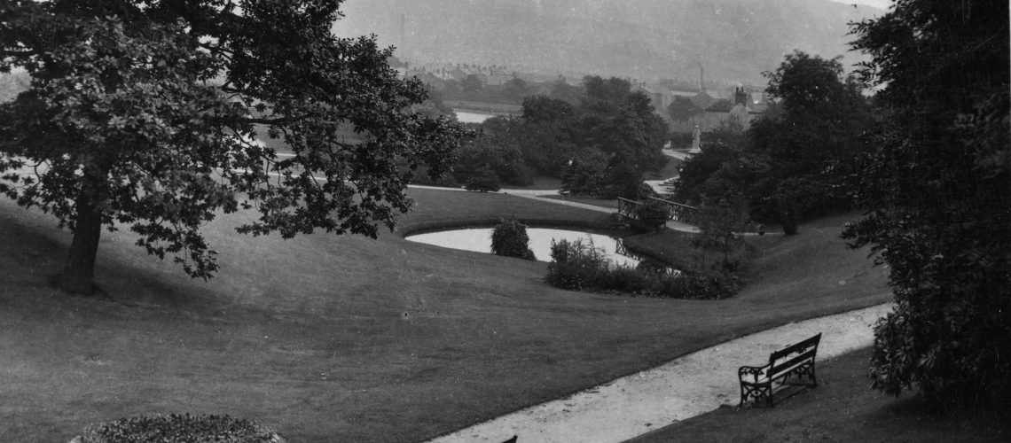 Photograph of Howard Park Glossop